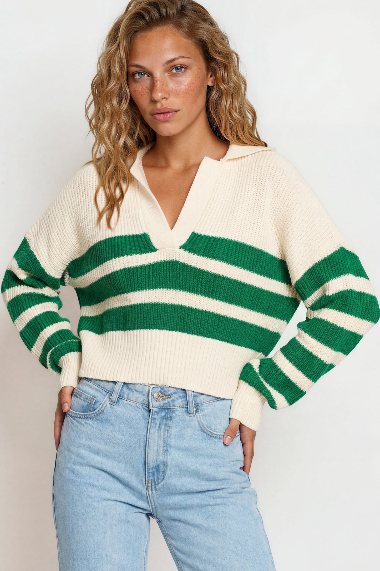 Dixon Jumper - Wing Collar Striped V Neck Jumper in Cream/Green