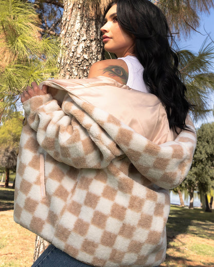 Women's Checkered Sherpa Cardigan - Tan & White