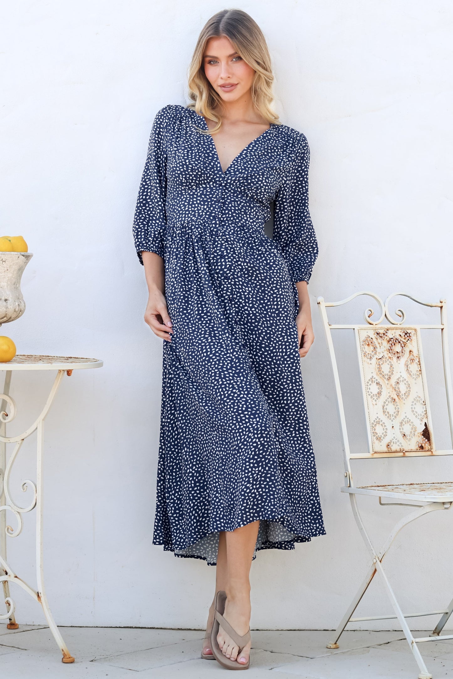 Arleni Midi Dress - V-Neck A-Line Dress with 3/4 Sleeves in Bell Print Navy