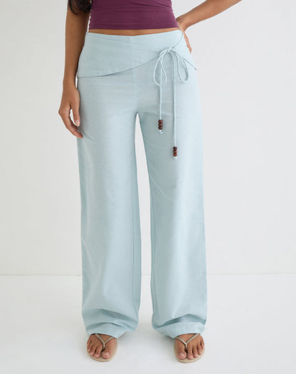 Cursa Trouser in Linen Steel Blue with Belt