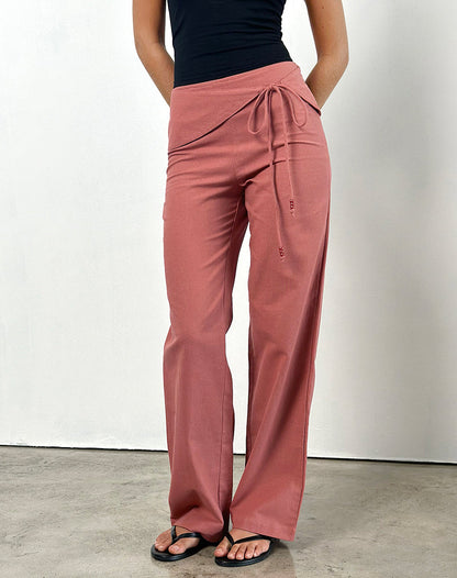 Cursa Trouser in Linen Tuscan Red with Belt