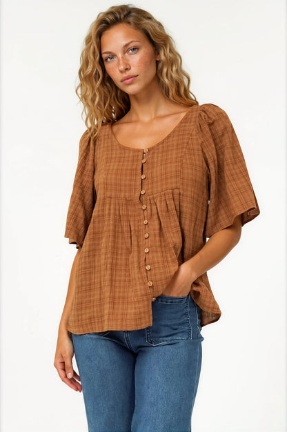 Casita Top - Scoop Neck Textured Babydoll Top with Flutter Sleeves in Tan