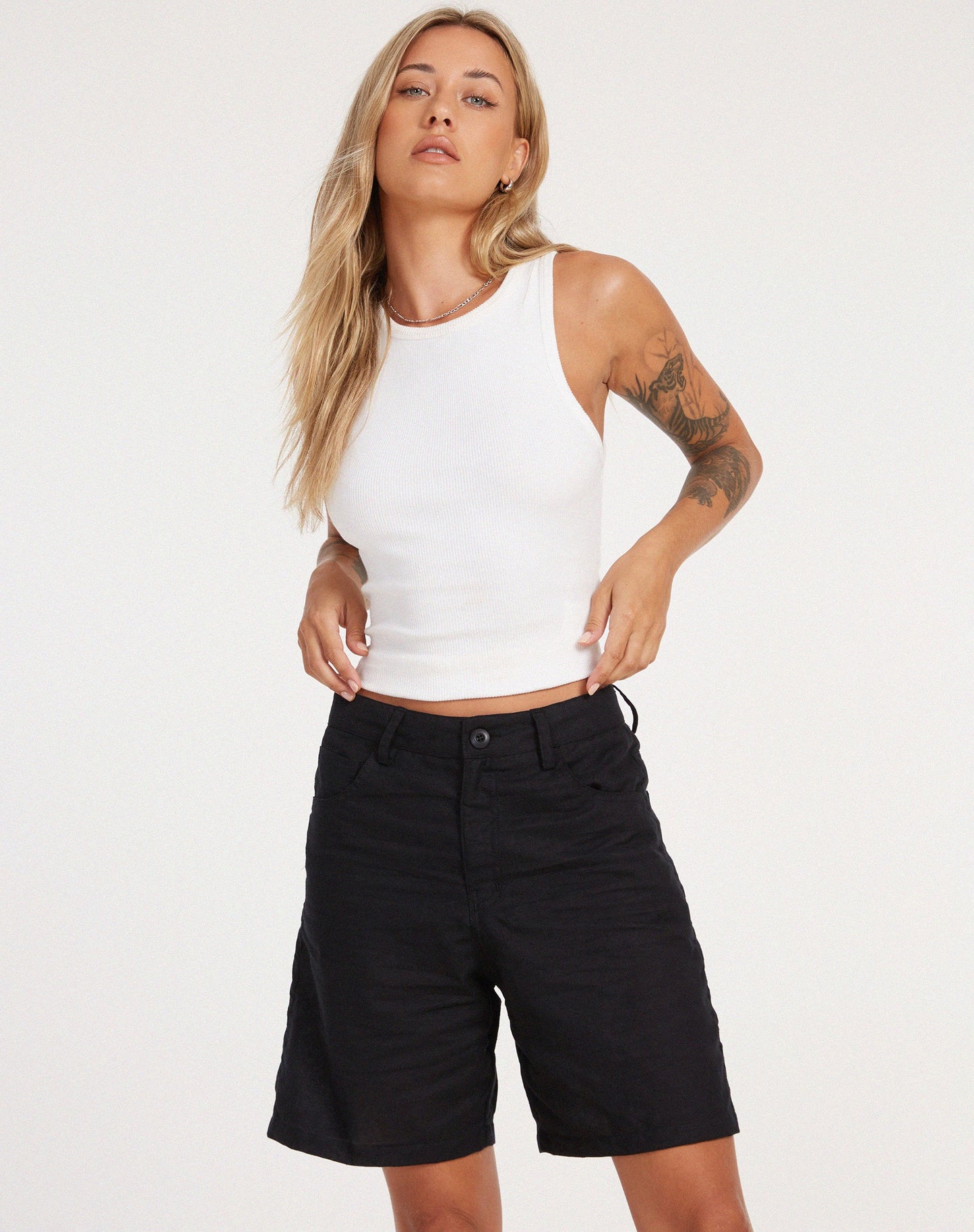 Della Shorts in Black