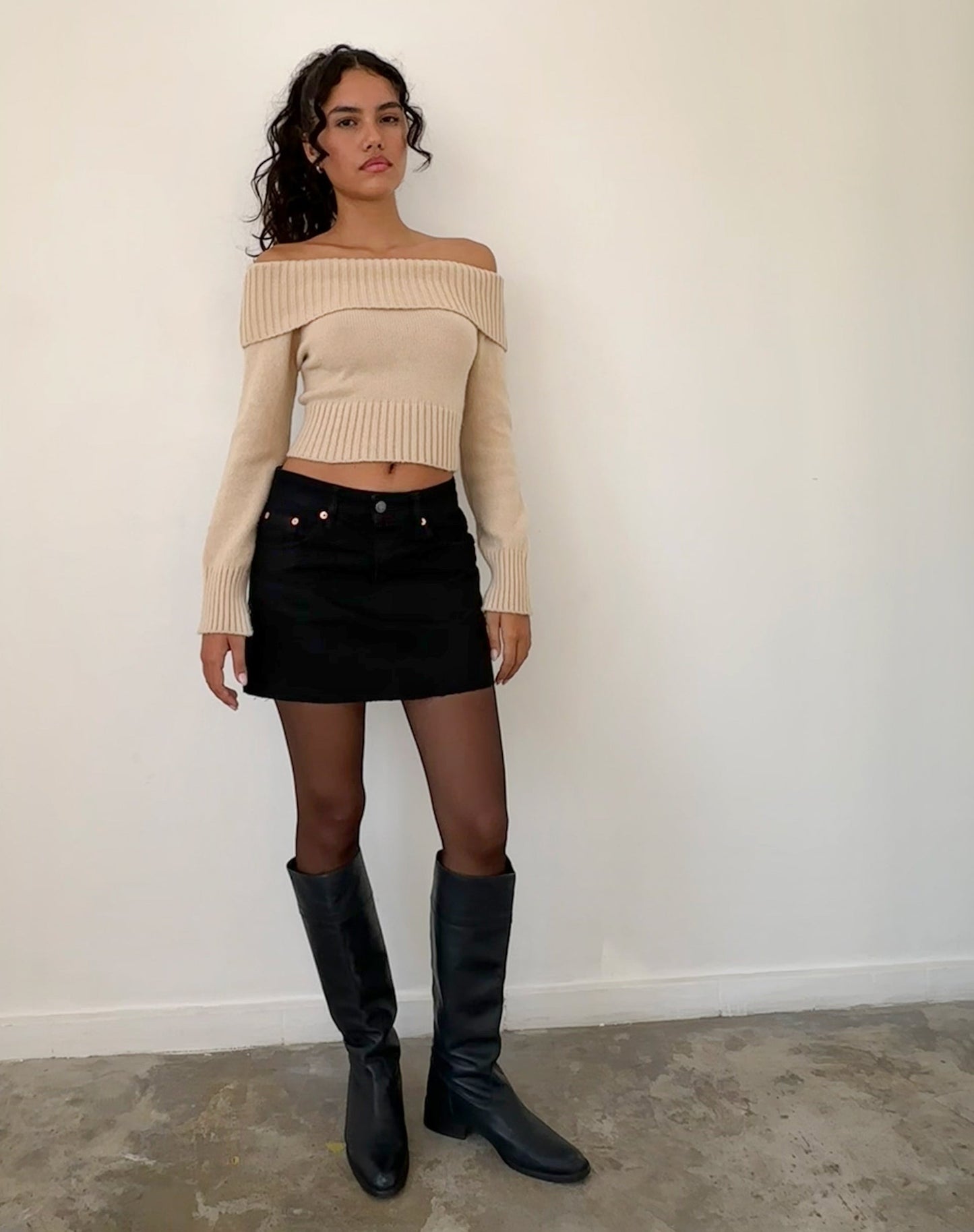 Denim Mini Skirt in Rinse Black