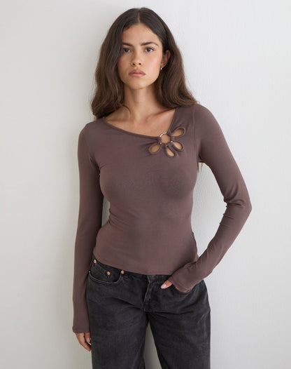 Donela Long Sleeve Top with Flower Ring in Coffee Quartz