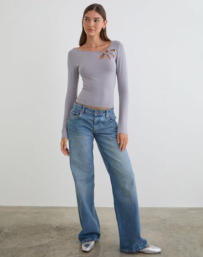 Donela Long Sleeve Top with Flower Ring in Lilac Grey