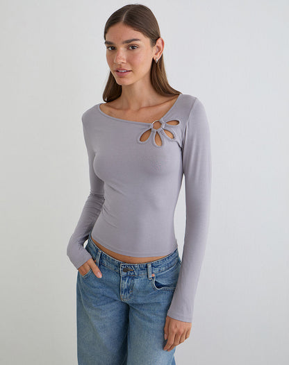 Donela Long Sleeve Top with Flower Ring in Lilac Grey