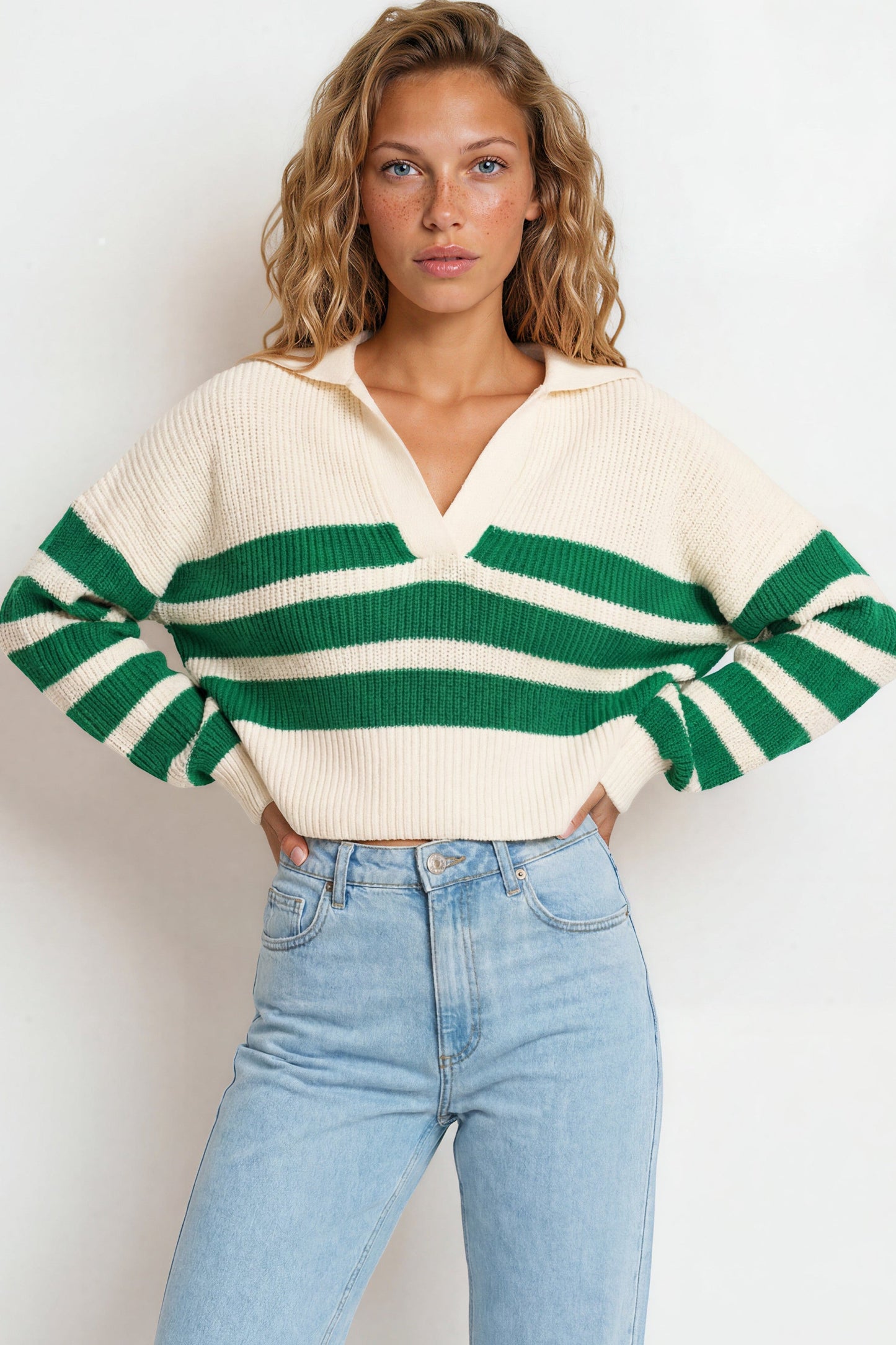 Dixon Jumper - Wing Collar Striped V Neck Jumper in Cream/Green