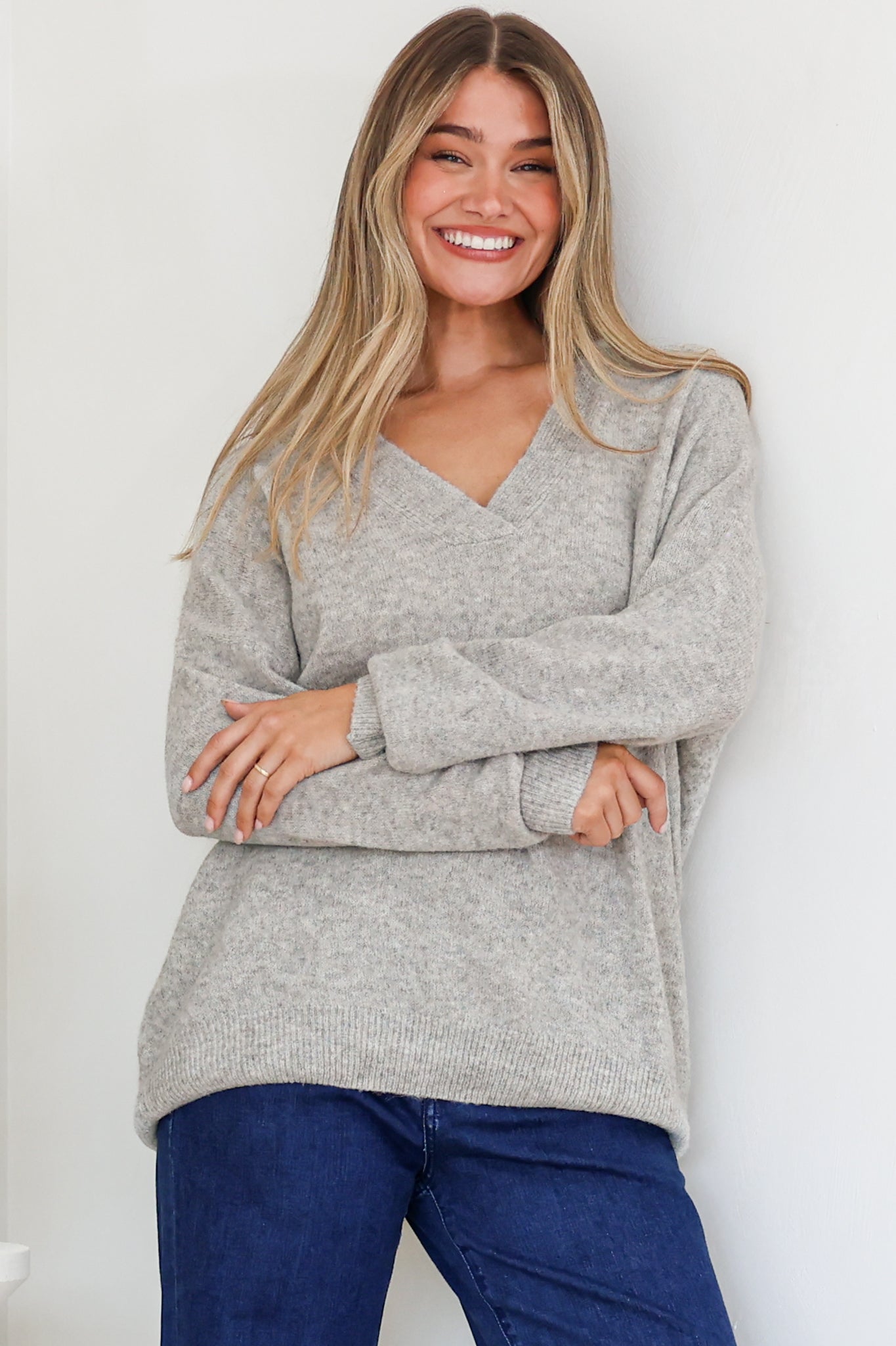 Donoven Jumper - V Neck Lightweight Knit with Ribbed Hemlines in Grey