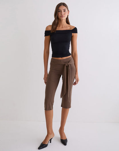 Effy Tie Side Capri in Cupro Bitter Chocolate