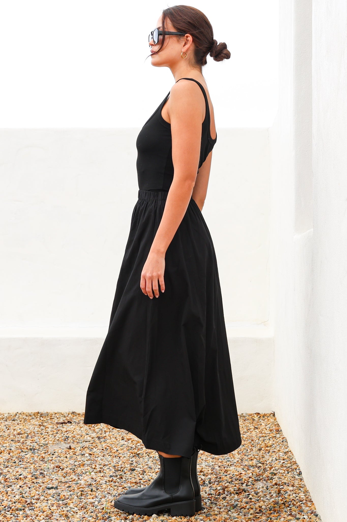 Renny Midi Skirt - High Waisted High-Low Cotton Skirt with Elasticated Waistband in Black