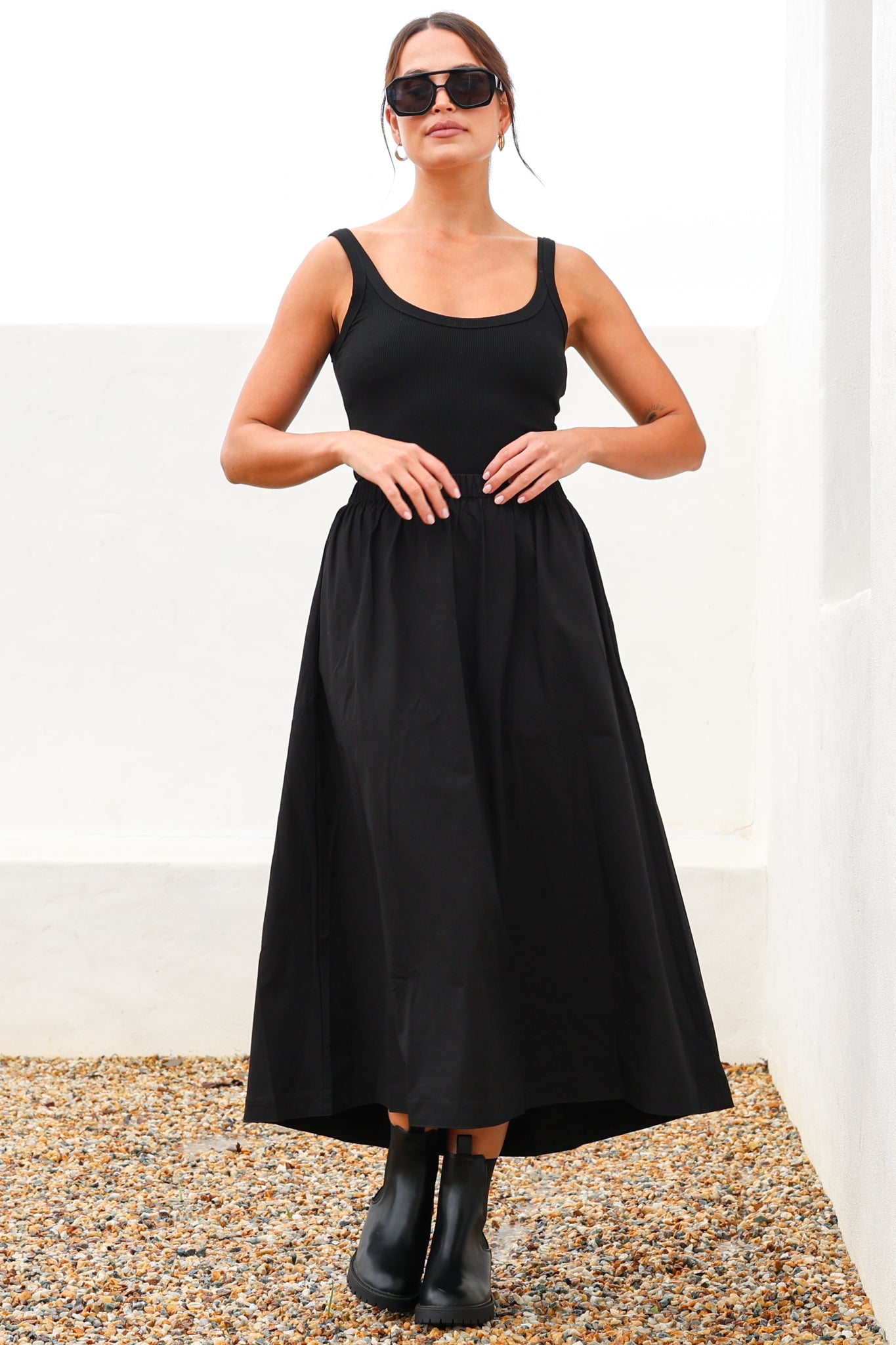 Renny Midi Skirt - High Waisted High-Low Cotton Skirt with Elasticated Waistband in Black