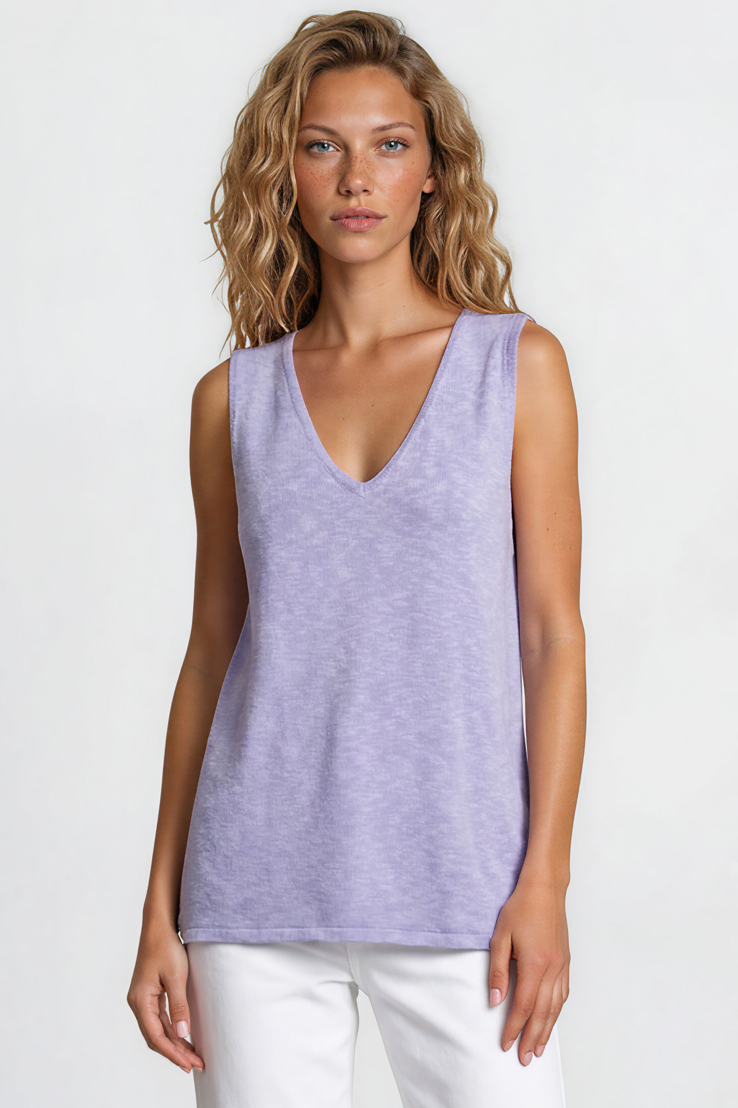 Valeria Top - Textured V-Neck Tank Top in Blue