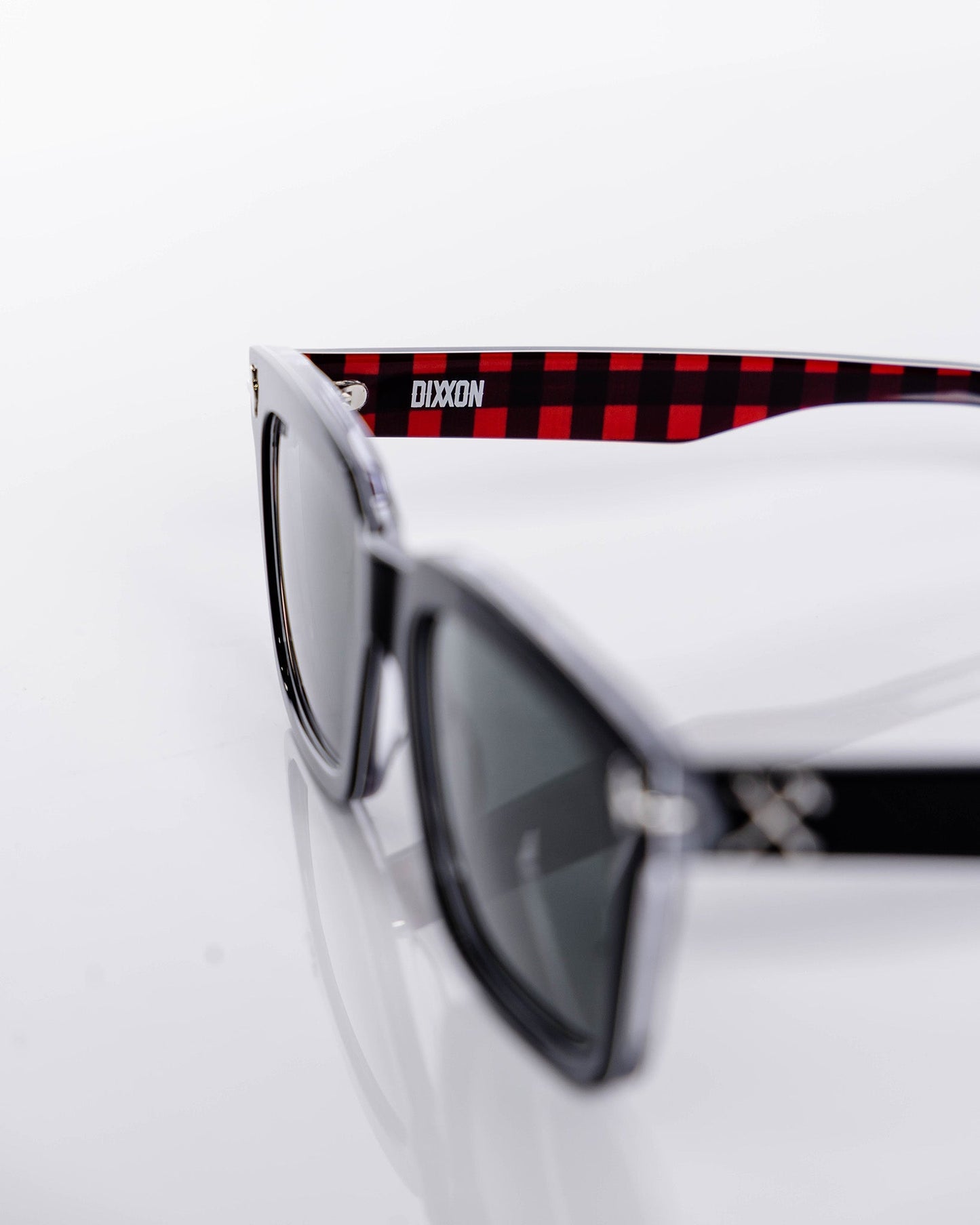 Eldo Sunglasses - Redrum & Gray
