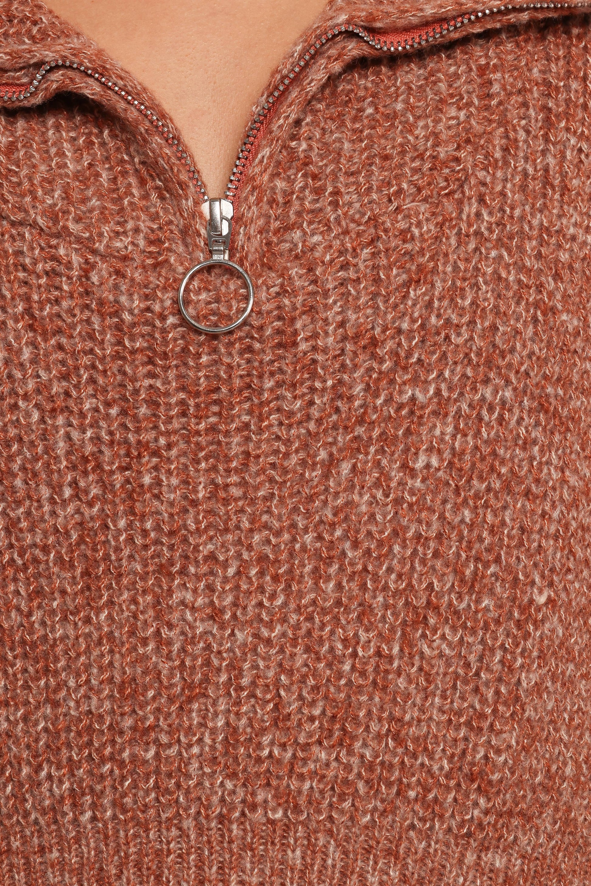 Hallow Collar Quarter Zip Sweater - Brown