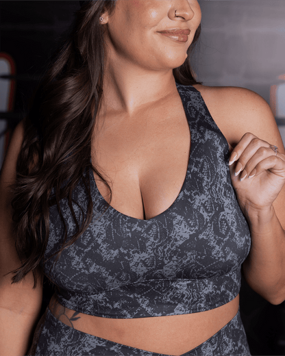 Women's Untamed Sports Bra - Gray Snakeskin