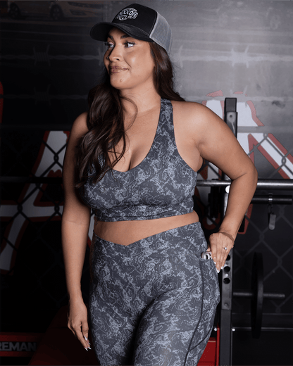 Women's Untamed Sports Bra - Gray Snakeskin